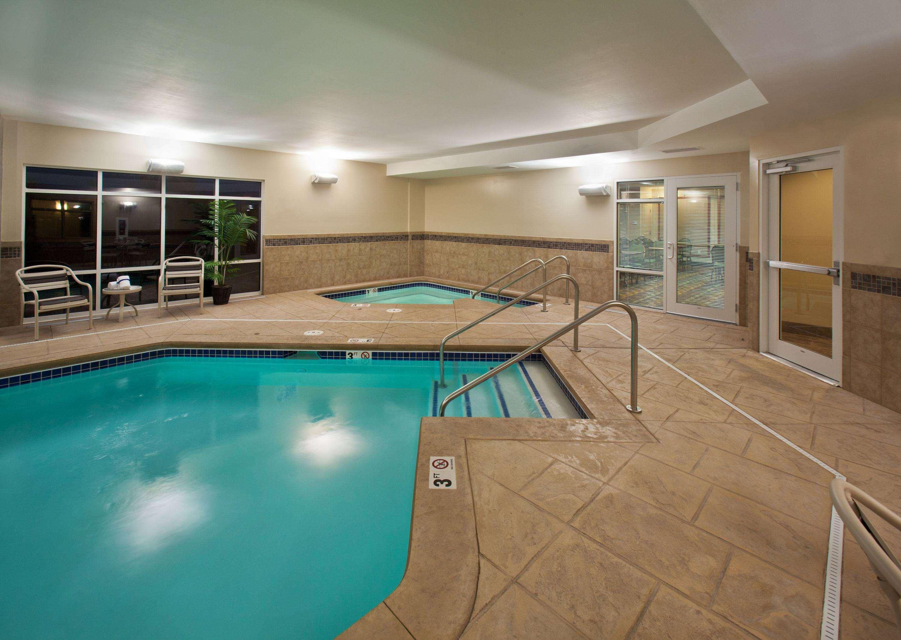 Americinn By Wyndham Fairfield Εξωτερικό φωτογραφία