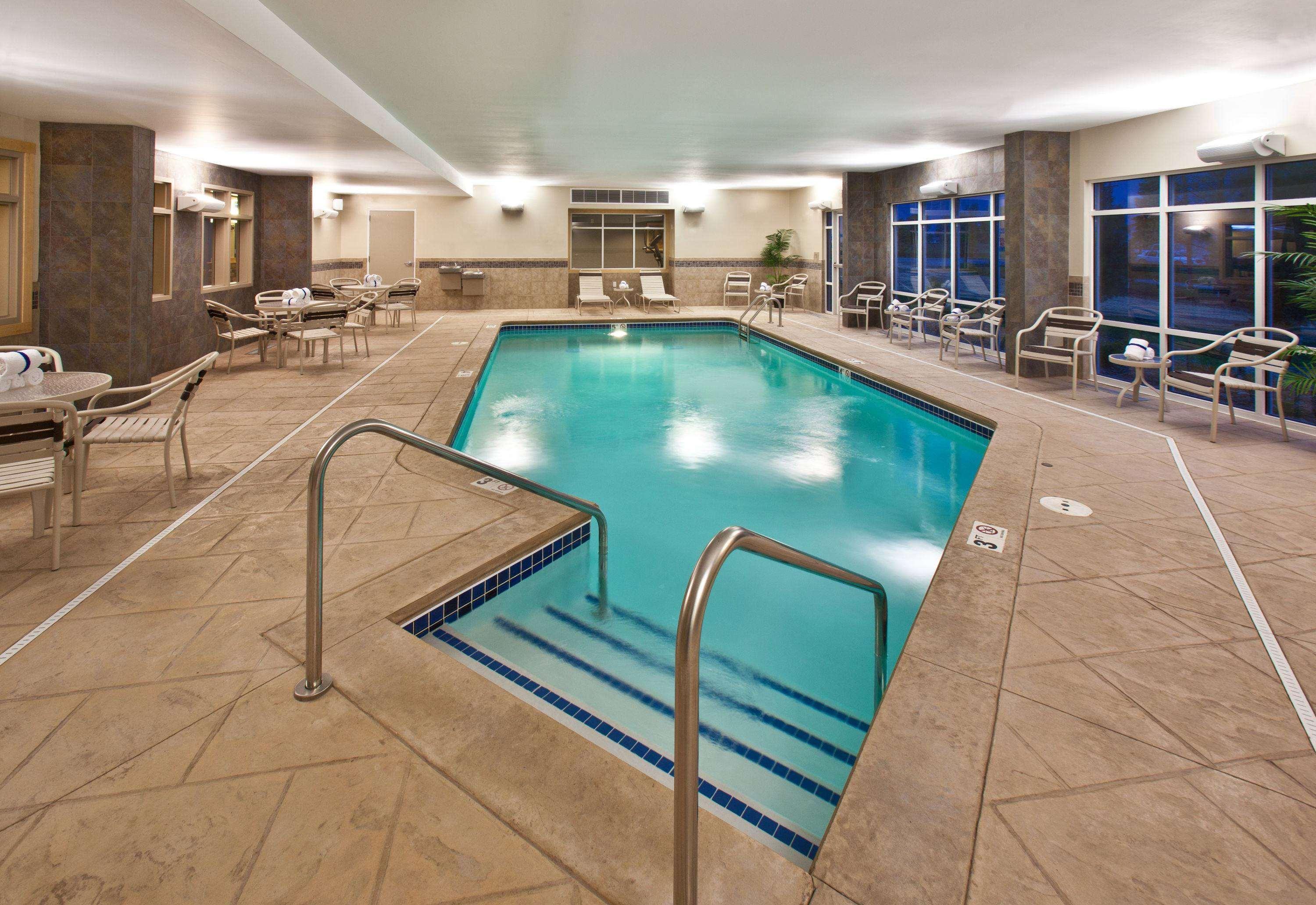 Americinn By Wyndham Fairfield Εξωτερικό φωτογραφία