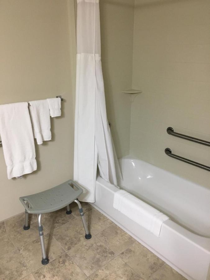 Americinn By Wyndham Fairfield Εξωτερικό φωτογραφία