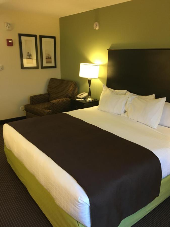 Americinn By Wyndham Fairfield Εξωτερικό φωτογραφία